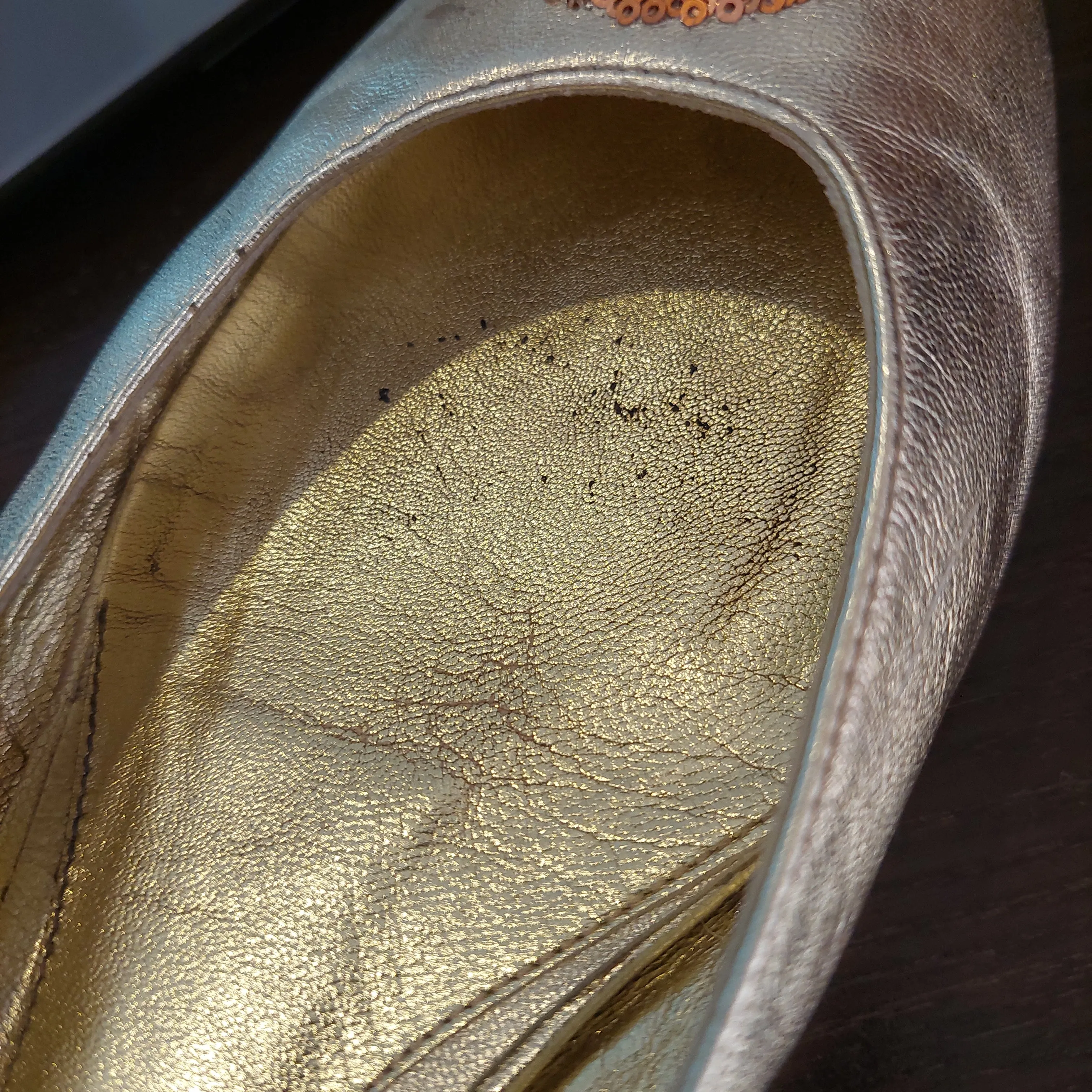 Alexander McQueen Gold Sequins Skull Ballet Flats | Pre Loved |