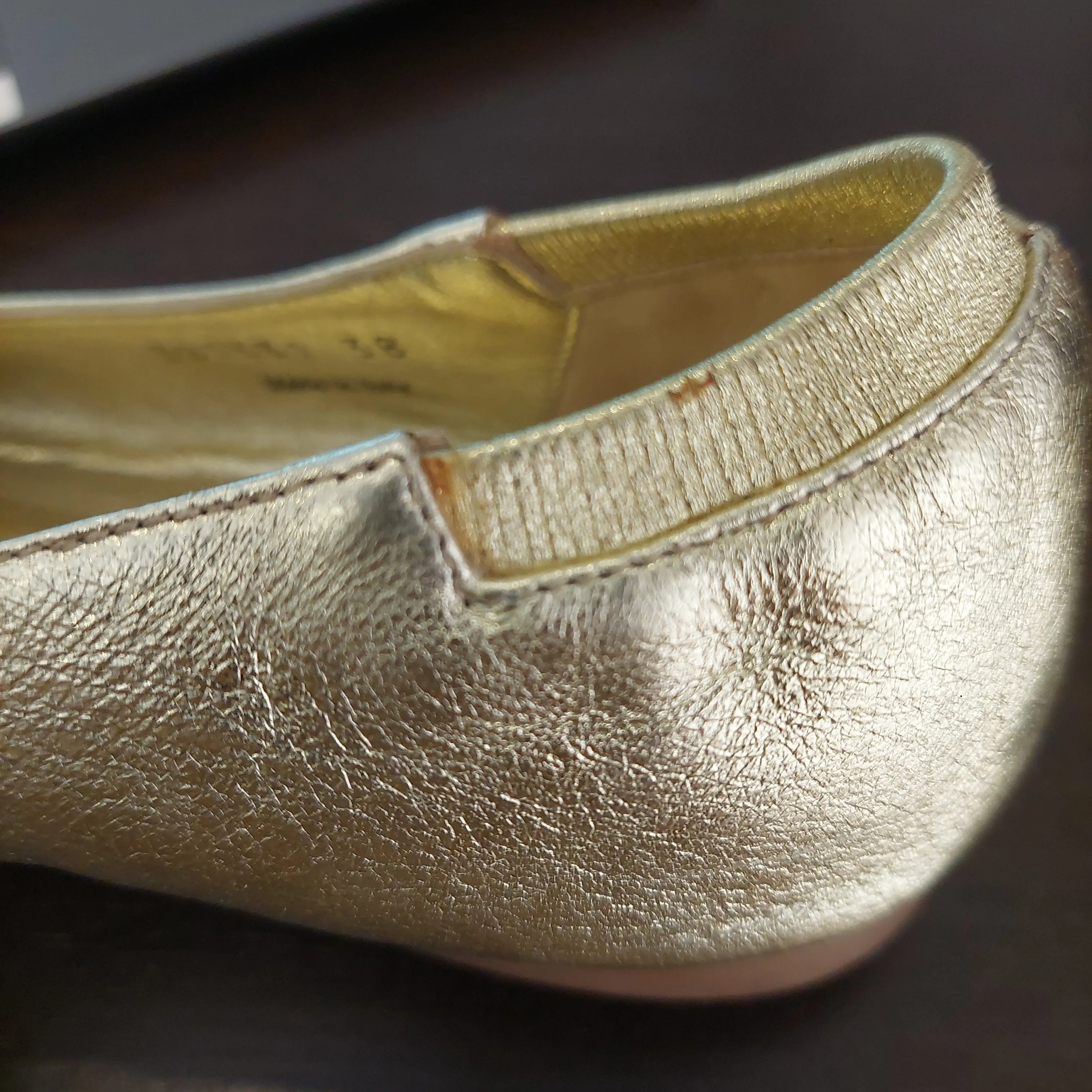 Alexander McQueen Gold Sequins Skull Ballet Flats | Pre Loved |