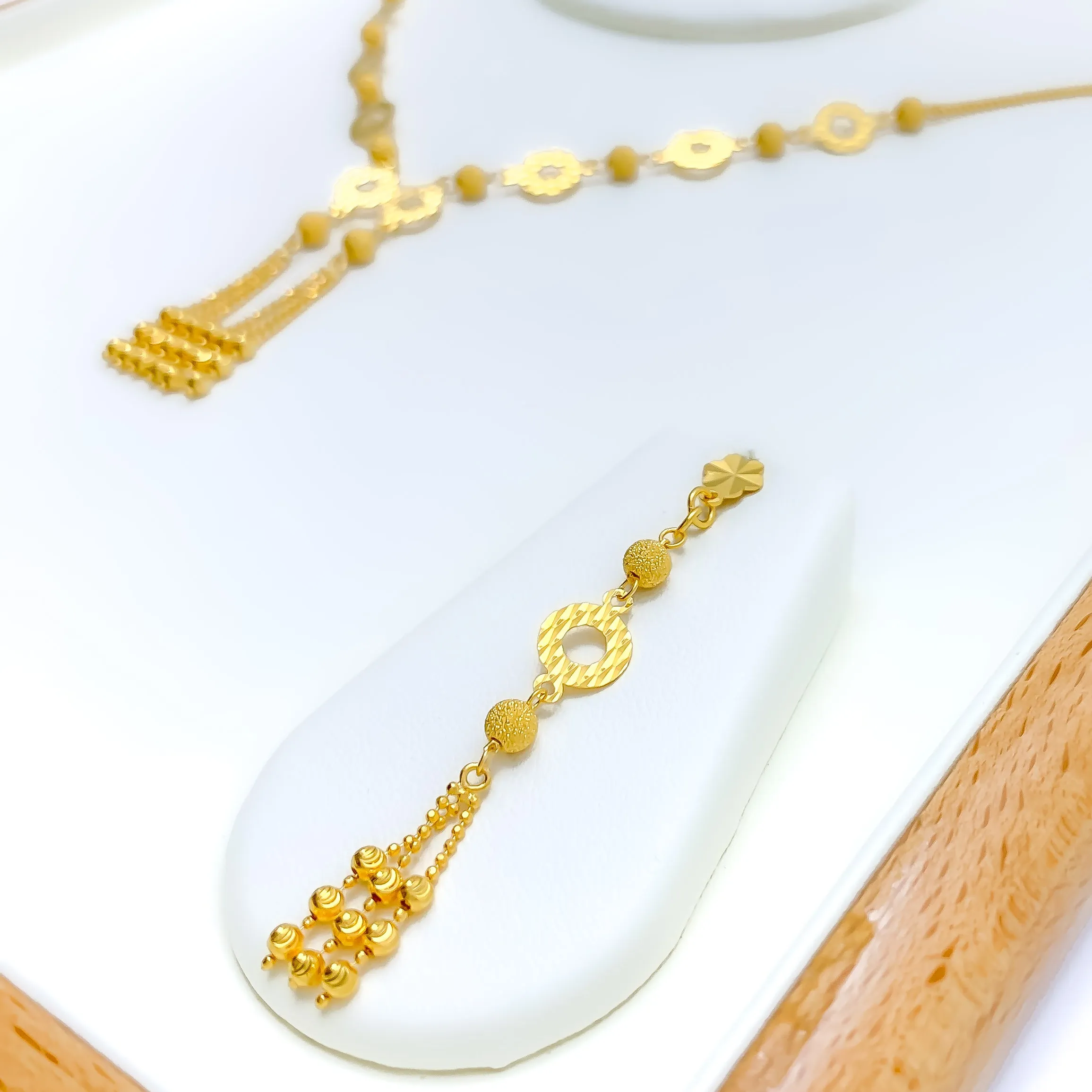 Alternating Dangling Circle 22K Gold Necklace Set