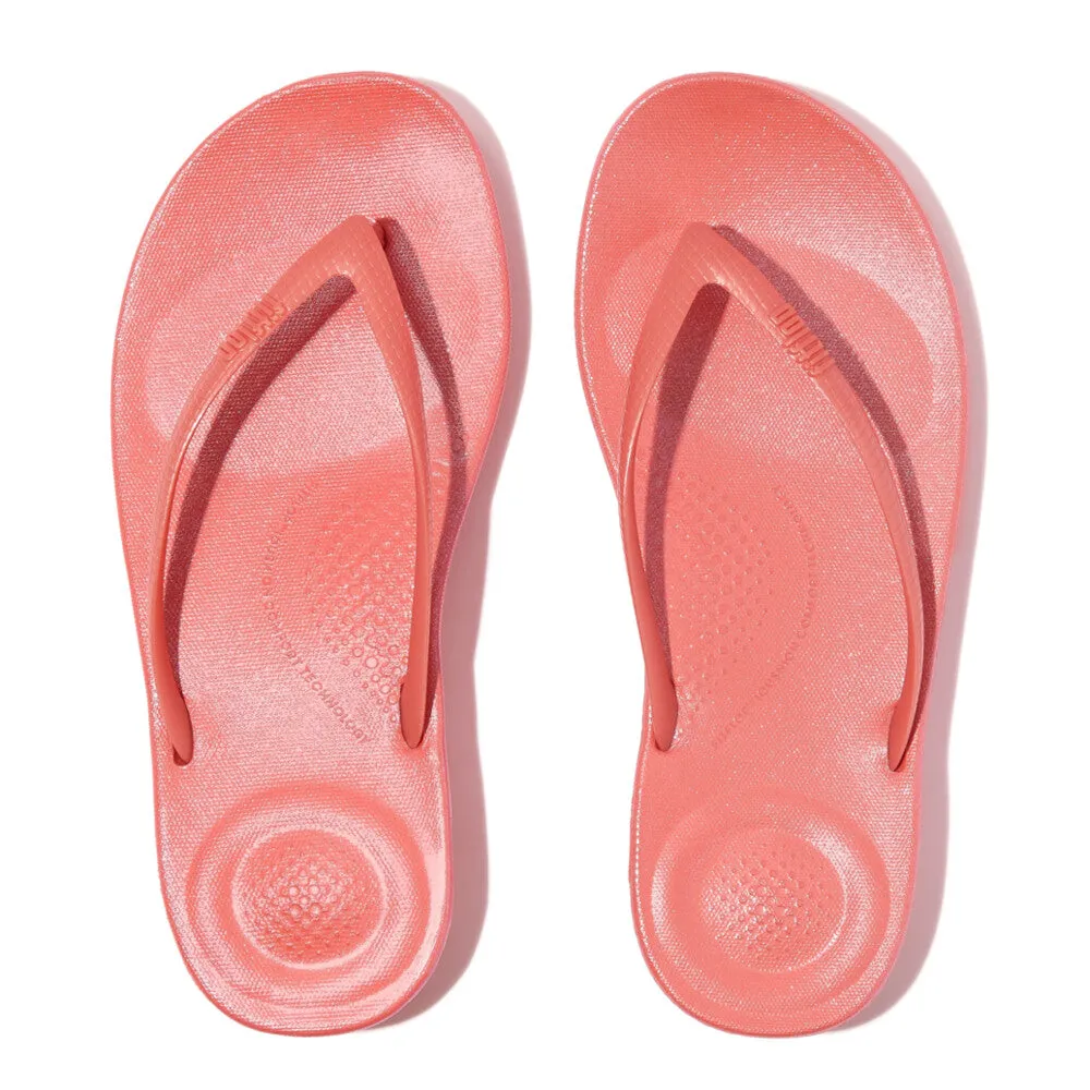 FitFlop iQushion Pearlized Ergonomic Thongs Coral