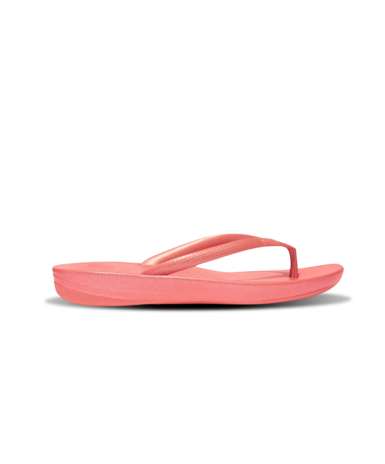 FitFlop iQushion Pearlized Ergonomic Thongs Coral